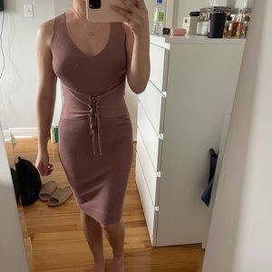 Dusty rose ribbed midi dress from Dynamite